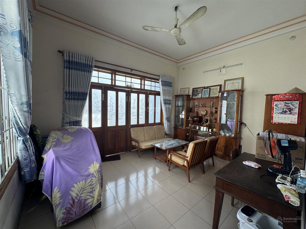 Bán nhà mặt tiền đường 23/10  nha trang gần bệnh viện mắt sài gòn nha trang