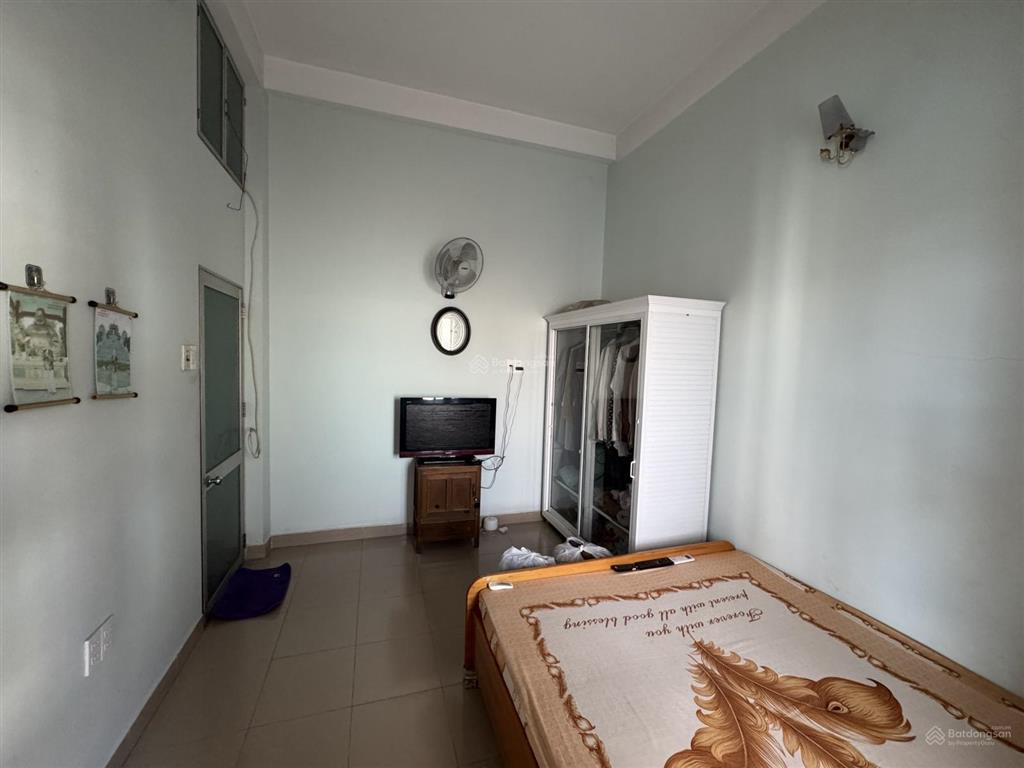 Bán nhà mặt tiền đường 23/10  nha trang gần bệnh viện mắt sài gòn nha trang