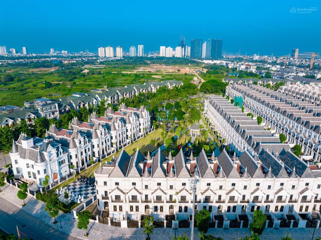 Suất ngoại giao mua trực tiếp cđt biệt thự kita ciputra có hầm.  0942 899 ***