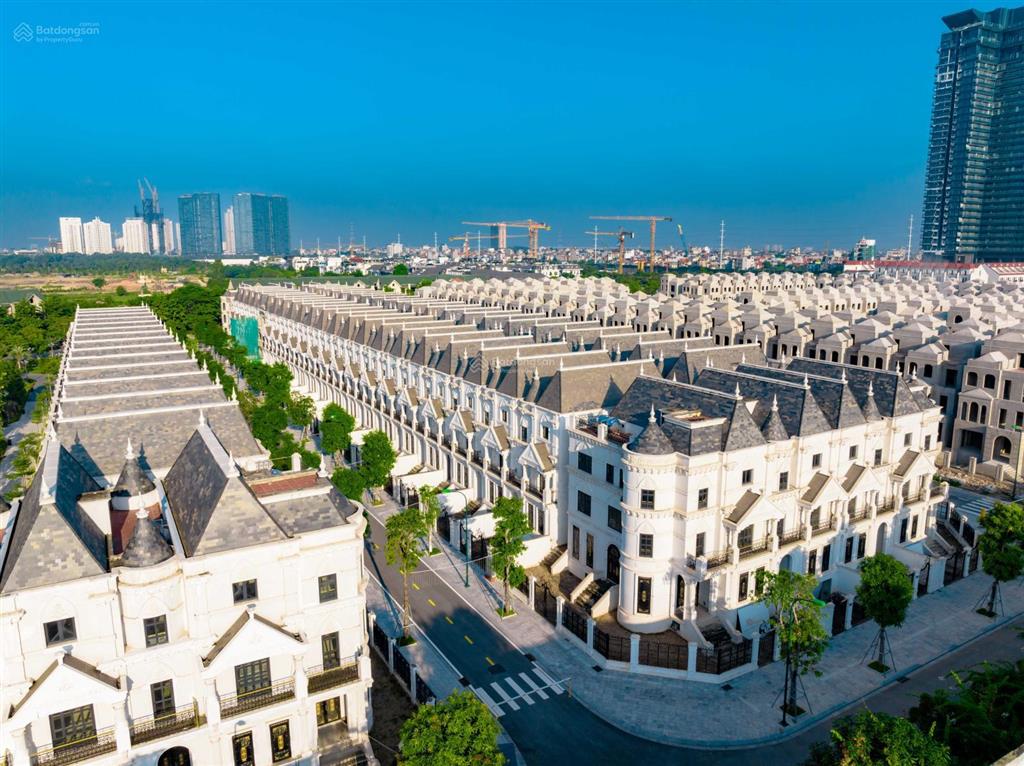 Suất ngoại giao mua trực tiếp cđt biệt thự kita ciputra có hầm.  0942 899 ***