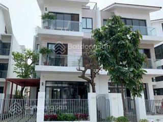 Chính chủ bán gấp căn biệt thự an vượng đi 2 p ra công viên thiên văn học.  0942 899 ***