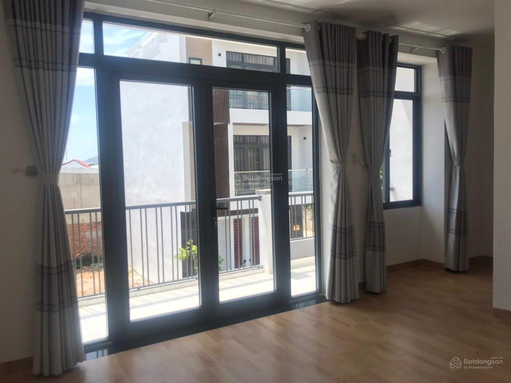 Cho thuê nhà nguyên căn tại phước long, nha trang