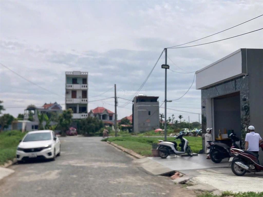 Tuyến 2 công viên vườn hoa mặt tiền 5m đất tdc gốc lim đằng hải 100m ngang 5m 40tr/m