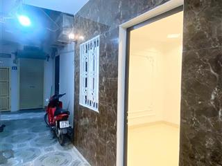 Bán nhà 3 tầng đẹp, ngõ 20 cát linh gần quốc tử giám, dtsd 90m2, giá 6.5 tỷ
