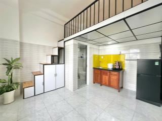Gác lửng  5' đi cung đường ẩm thực phan xích long phú nhuận