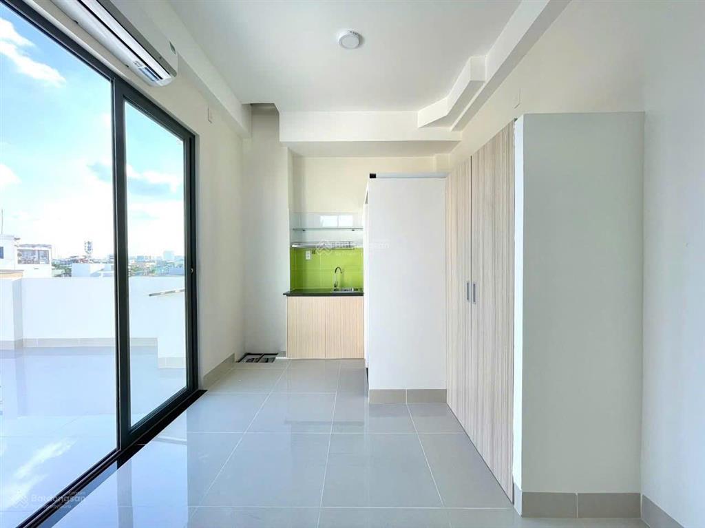 Phòng ban công mới 100% bùi đình túy gần hv cán bộ bình thạnh
