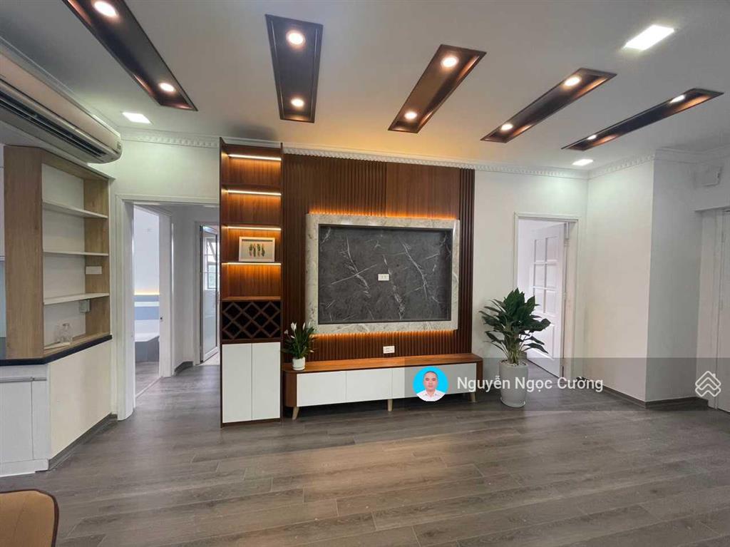 Bán ch tòa ct1 khu đô thị văn quán 105m2 3pn 2vs căn góc thoáng hướng mát nhà đẹp.  0973 705 ***