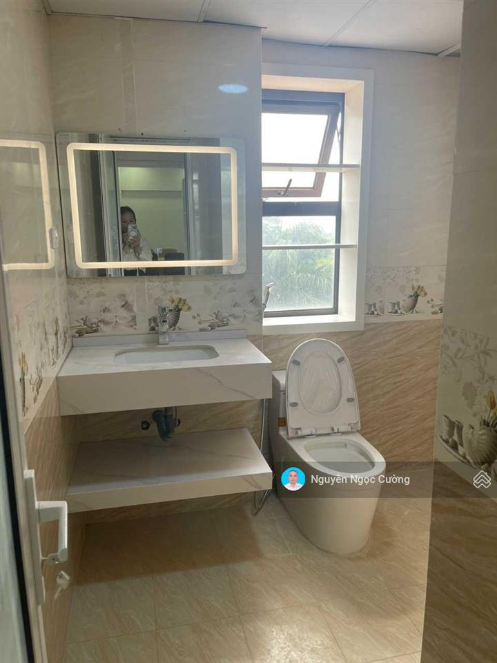 Bán ch tòa ct1 khu đô thị văn quán 105m2 3pn 2vs căn góc thoáng hướng mát nhà đẹp.  0973 705 ***