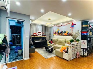 Bán gấp căn hộ ct7 dương nội dt 81.3 căn góc 2 ngủ , 2 wc , 2 ban công đủ đồ đẹp .   0988 187 ***