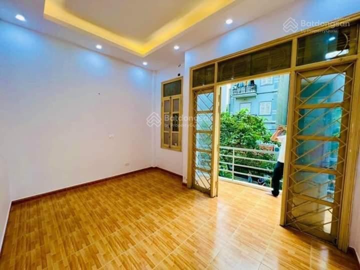 Bán gấp nhà 5 tầng lk lê trọng tấn  la khê, kinh doanh tốt, đường 13m. cần bán gấp trong tháng