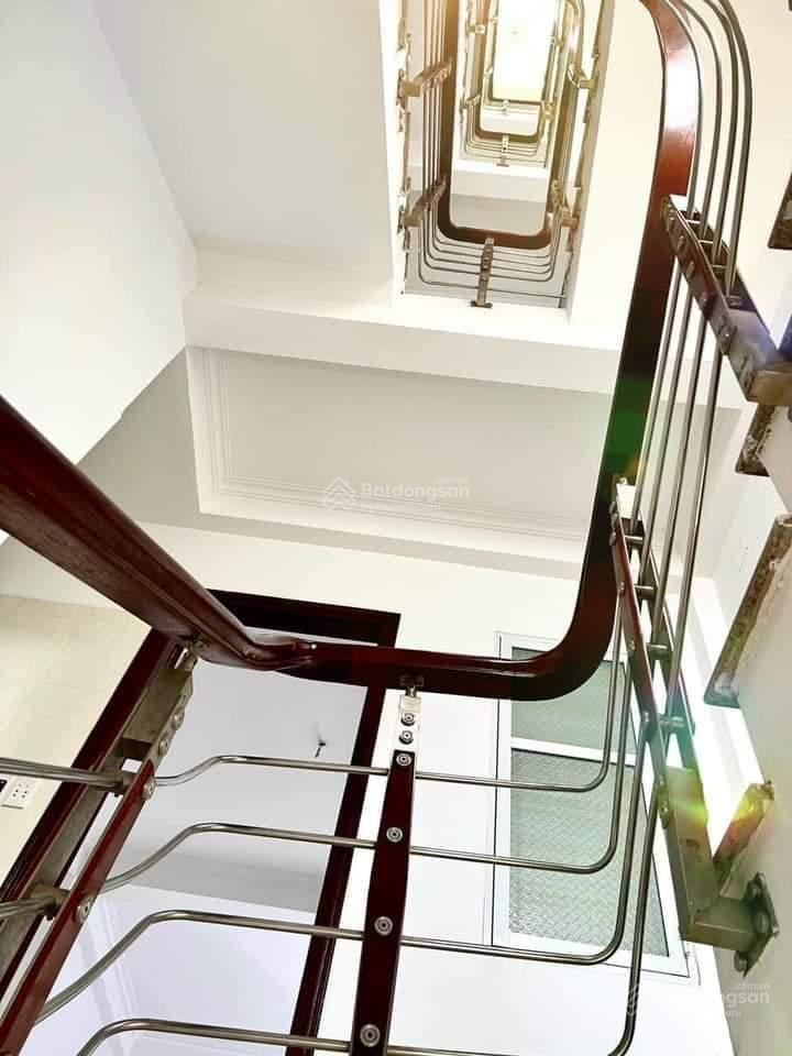 Bán gấp nhà 5 tầng lk lê trọng tấn  la khê, kinh doanh tốt, đường 13m. cần bán gấp trong tháng