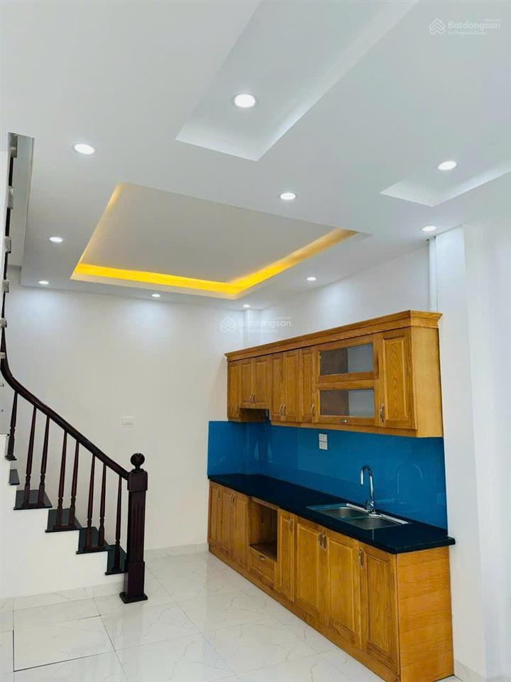 Bán nhà đẹp 4 tầng, 40m2 xây mới  khu trung tâm ngô thì nhậm, hà đông. ô tô đỗ cửa