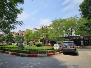 Chính chủ bán biệt thự hồ văn quánkđt văn quán,hà đông dt 210m2. kd cực tốt.ở cực sướng giá 69tỷ96