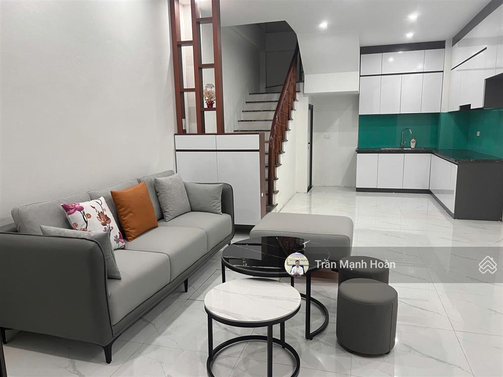 Tôi chính chủ cần bán nhà riêng phố mậu lương kiến hưng, hđ. để lại toàn bộ nội thất ôtô đỗ 6tỷ6