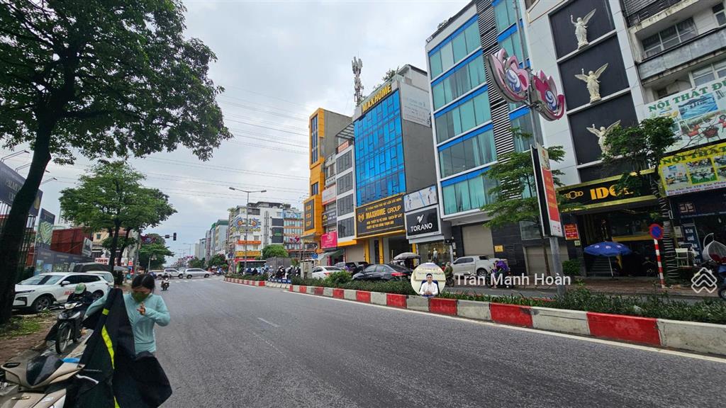 Chính chủ bán nhà 3tx66m2 mặt phố vạn phúc  hà đông. kinh doanh cực tốt. sầm uất ngày đêm. 27tỷ5