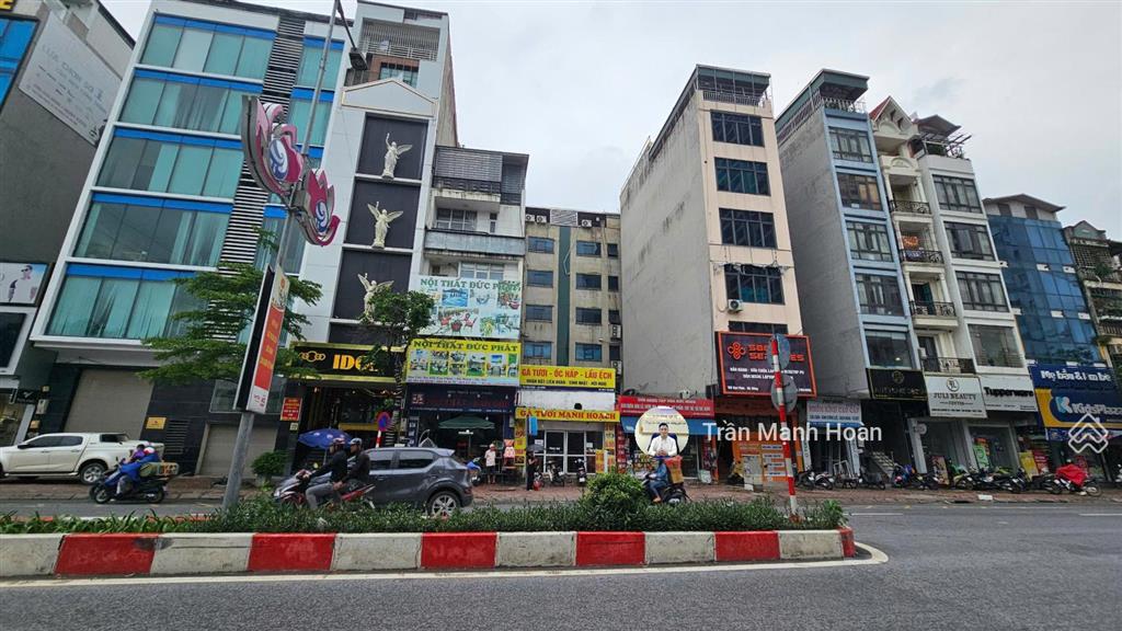 Chính chủ bán nhà 3tx66m2 mặt phố vạn phúc  hà đông. kinh doanh cực tốt. sầm uất ngày đêm. 27tỷ5