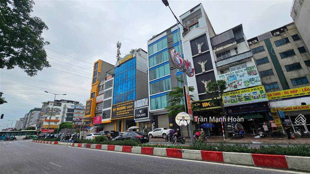 Chính chủ bán nhà 3tx66m2 mặt phố vạn phúc  hà đông. kinh doanh cực tốt. sầm uất ngày đêm. 27tỷ5