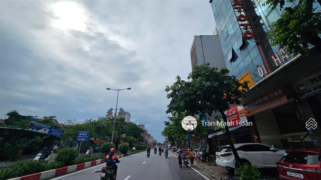 Chính chủ bán nhà 3tx66m2 mặt phố vạn phúc  hà đông. kinh doanh cực tốt. sầm uất ngày đêm. 27tỷ5