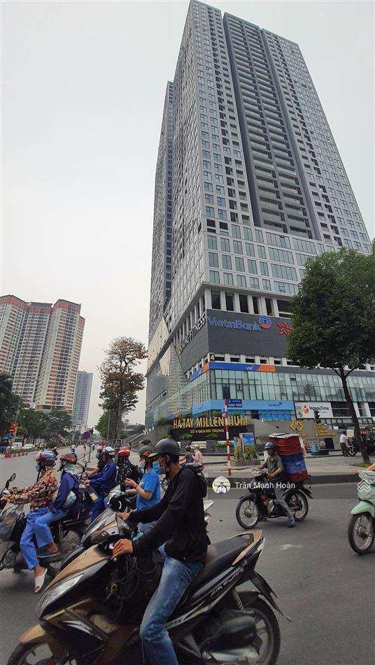 Chính chủ cần cho thuê 4sàn mặt bằng trong tòa nhà 7tầng văn phú, hà đông. 24tr/th.  0964 427 ***