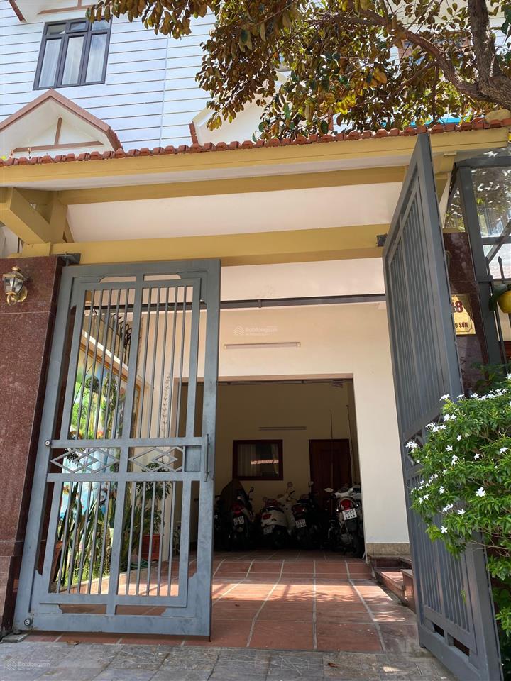 Cần tìm chủ nhân mới biệt thự song lập 210m2 khu hồ bảo sơn