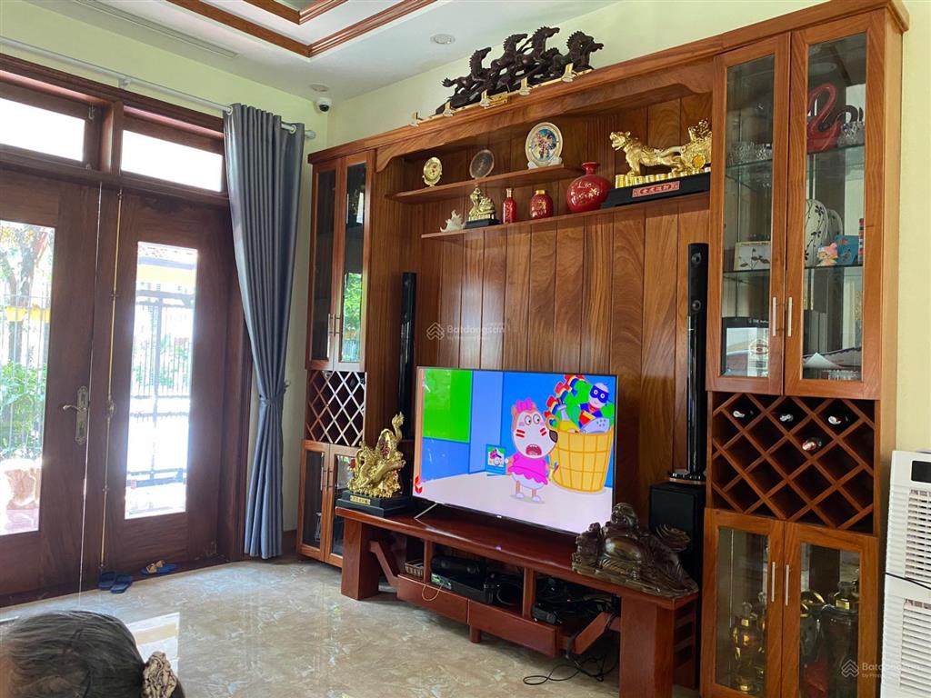 Cần tìm chủ nhân mới biệt thự song lập 210m2 khu hồ bảo sơn