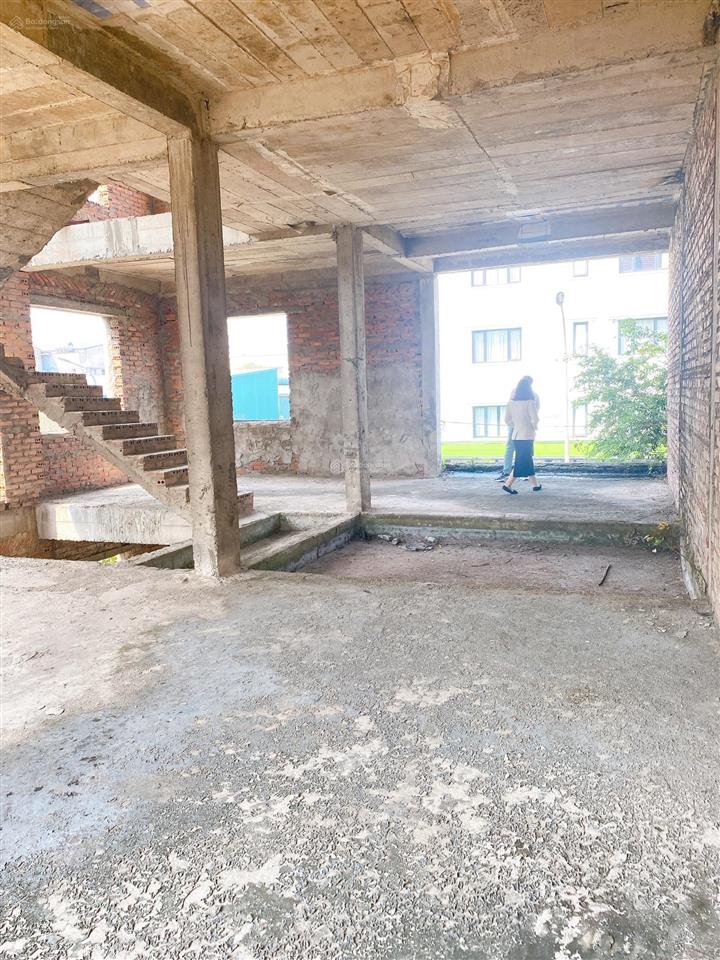 Bán nhanh căn góc song lập 198m2 siêu bề thế khu hồ bảo sơn, giá chỉ ngang căn thường