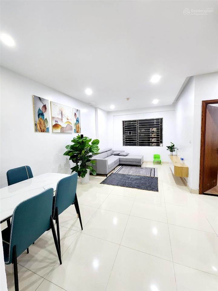 Cần bán gấp 2 phòng ngủ dt 70m2 chung cư bộ tư lệnh giá 4.35 tỷ
