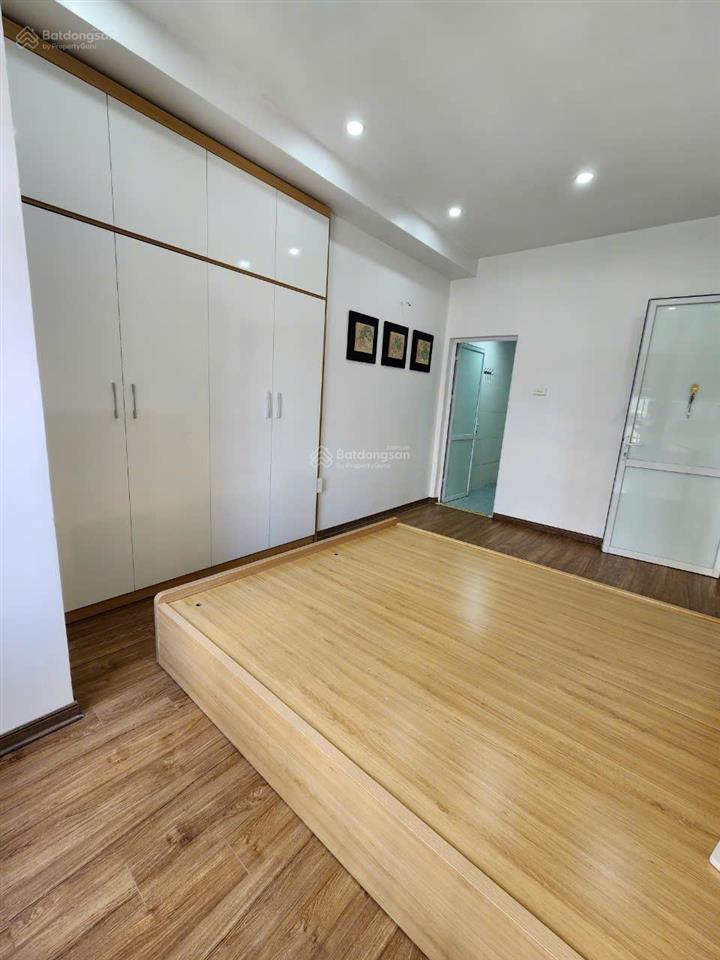 Cần bán căn hộ 105m2, 3 phòng ngủ ct6 văn khê, 2pn, giá 6,3 tỷ