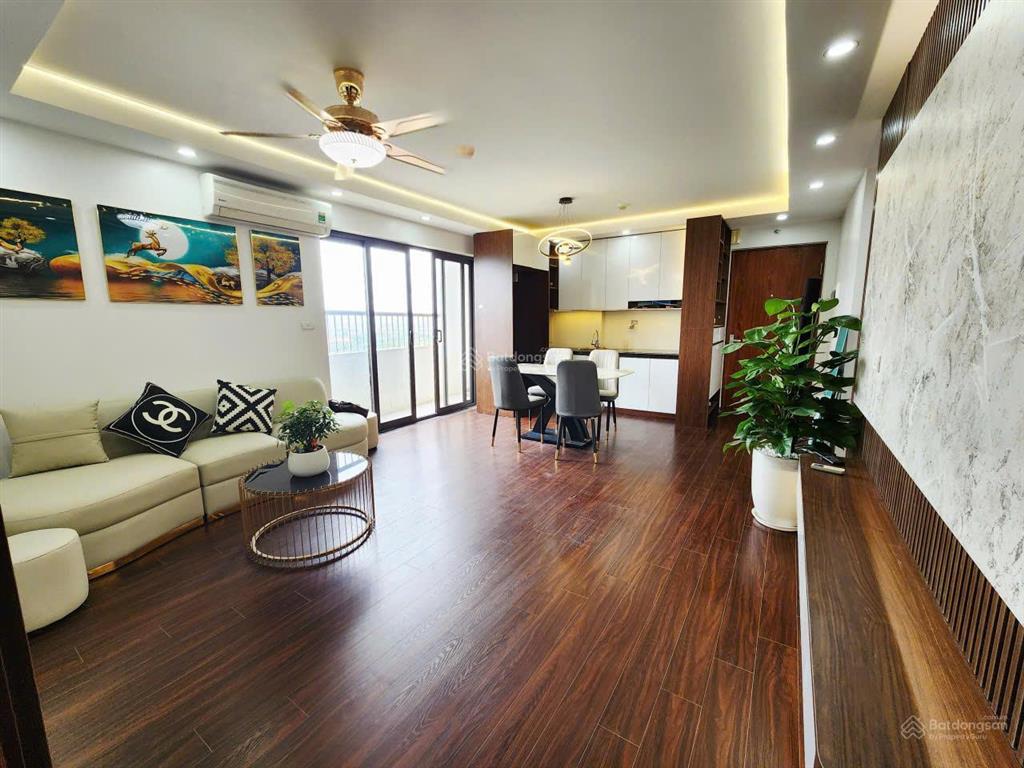 Cần bán gấp căn hộ 73m2, 3 phòng ngủ chung cư bộ tư lệnh, full nội thất giá 4.85 tỷ