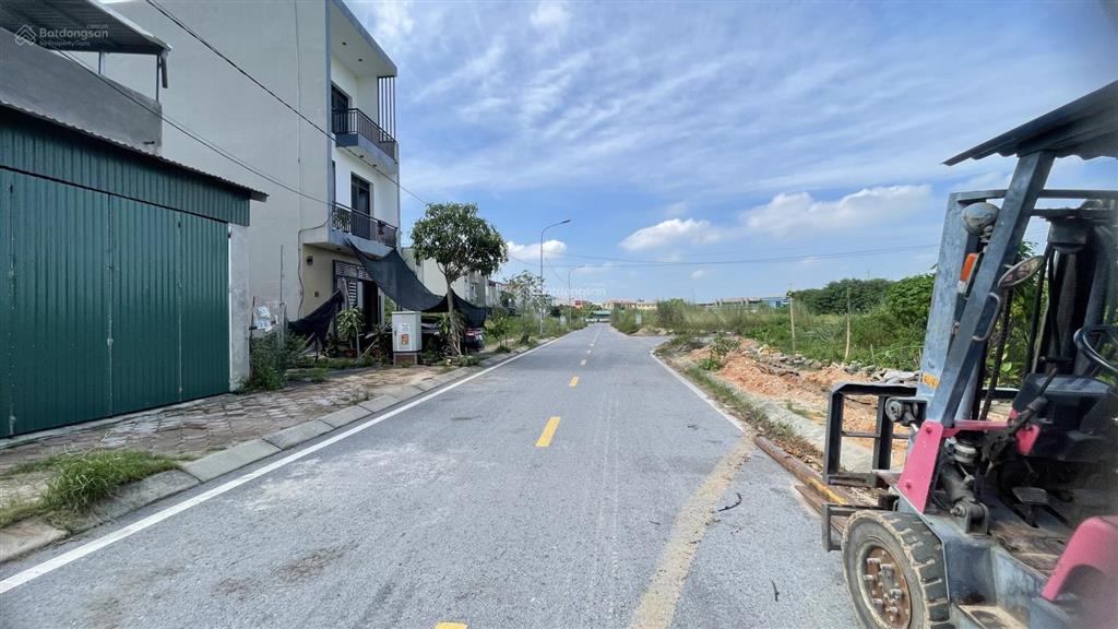 Chính chủ bán đất 80m2 tại xã phụng châu, 4tỷ2 đường ô tô đỗ cửa thông gần chợ