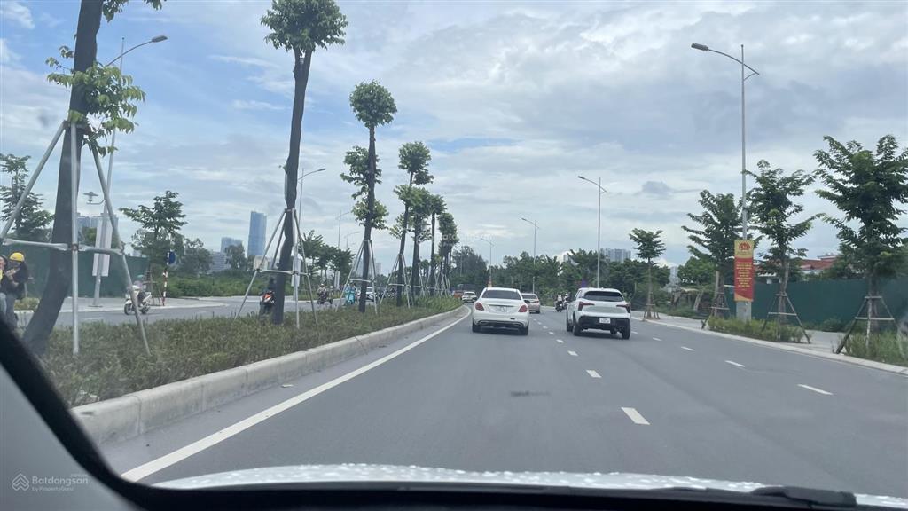 Chính chủ bán đất 80m2 tại xã phụng châu, 4tỷ2 đường ô tô đỗ cửa thông gần chợ