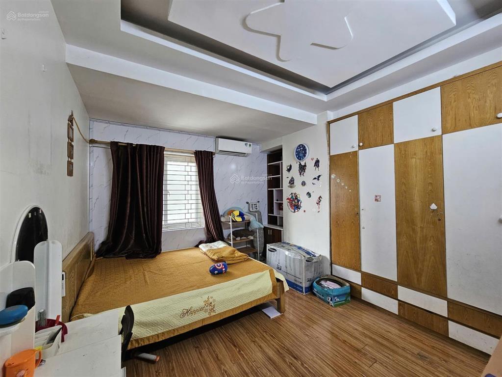 Cần cho thuê căn hộ siêu đẹp 2pn, 2wc, 82m2 full nội thất, vào ở ngay kđt văn khê