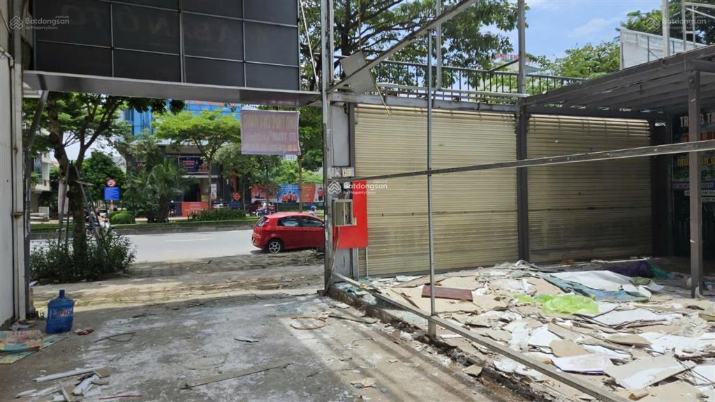 Bán 200m2 đất mặt phố lê trọng tấn. vị trí vip. duy nhất, giá cũng tốt nhất