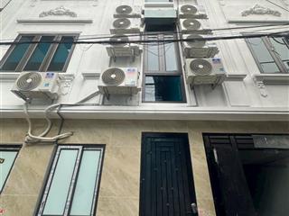 Chủ bán căn ccmn 140m2  24pkk đanh cho thuê full toà. doanh thu khủng