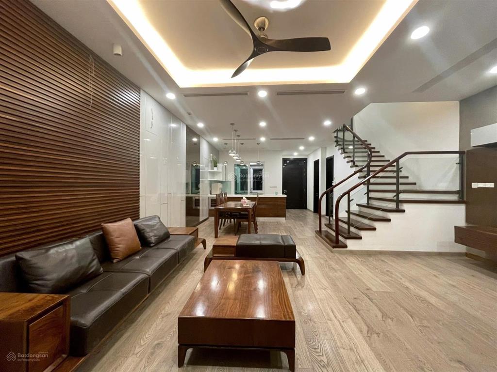 Cho thuê liền kề 3 phòng ngủ đủ đồ giá 28 triệu tại parkcity hà nội