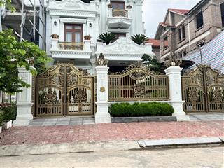 Bán biệt thự kđt văn phú 240m2, mặt tiền 12m, đường 12m, đầu đô thị, sổ đỏ, giá đầu tư