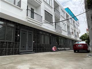 Bán nhà liền kề tại đại thànhhưng đạo,77m*3t*4pn,ngõ rộng 8m oto đỗ cửa ngày đêm giá nhỉnh 4,8 tỷ