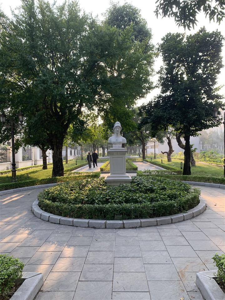 Chính chủ cần cho thuê louis đại mỗ, nhà hoàn thiện full 5 tầng,  0979 998 ***