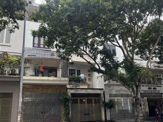 Đg 24m vị trí kinh doanh sầm uất .dt 78m mt 5m hoàn thiện cho thuê kđt văn phú giá rẻ 19,x tỷ