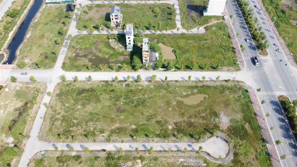 Cần bán biệt thự 200m2 khu b2.4 thanh hà cienco 5