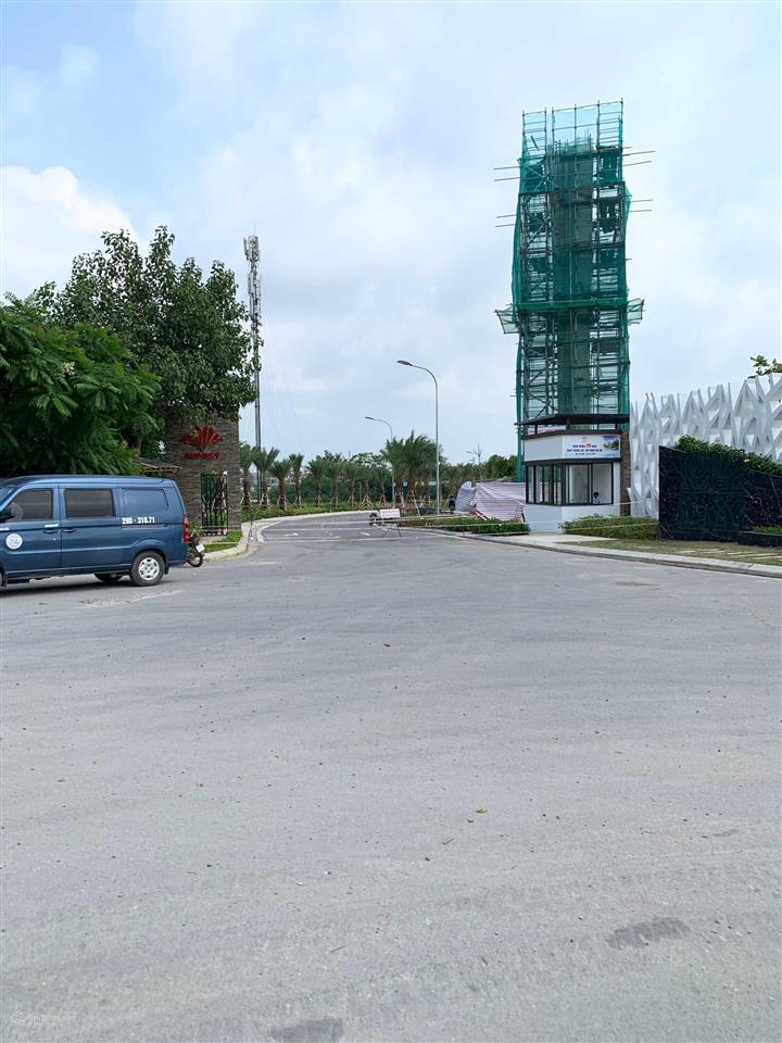 Gia đình cần bán 60m2 đất dịch vụ xã lại yên, hoài đức, hà nội. đt  0904 126 ***