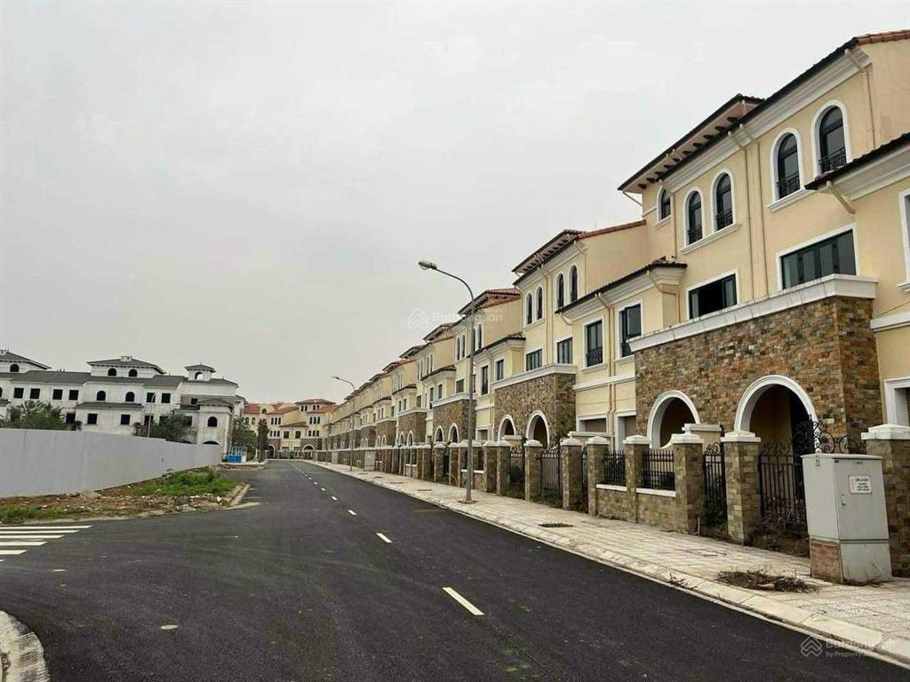 Bán biệt thự mặt hồ nam an khánh sudico sông đà tt 1 diện tích 619m2 giá 65 tỷ. đt 0904 126 ***