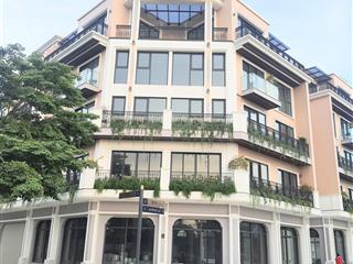 Bán căn nhà 200m2*5 tầng, vị trí view công viên, nhà 2 mặt đường, khu đô thị the manor