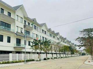 Cho thuê kho 120mx 4 tầng kđt geleximco lê trọng tấn, hà đông. giá 9triệu.  0913 034 ***