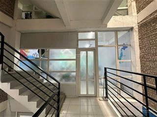 Cho thuê kho nguyên căn 120mx 4 tầng giá 12tr.  0913 034 ***