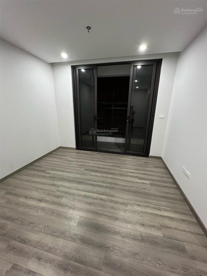 Bán căn hộ 101m2 căn góc (3pn, 2vs) ct4 p. yên nghĩa tp hà nội giá nhỉnh 6 ,x tỷ.  0985 080 ***