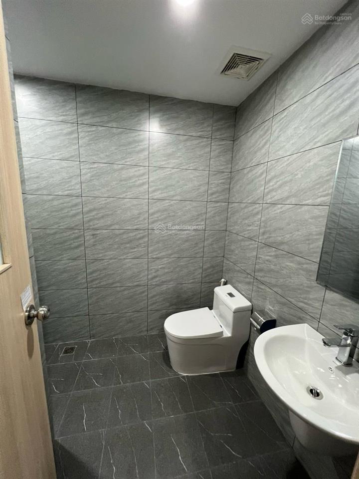 Bán căn hộ 101m2 căn góc (3pn, 2vs) ct4 p. yên nghĩa tp hà nội giá nhỉnh 6 ,x tỷ.  0985 080 ***