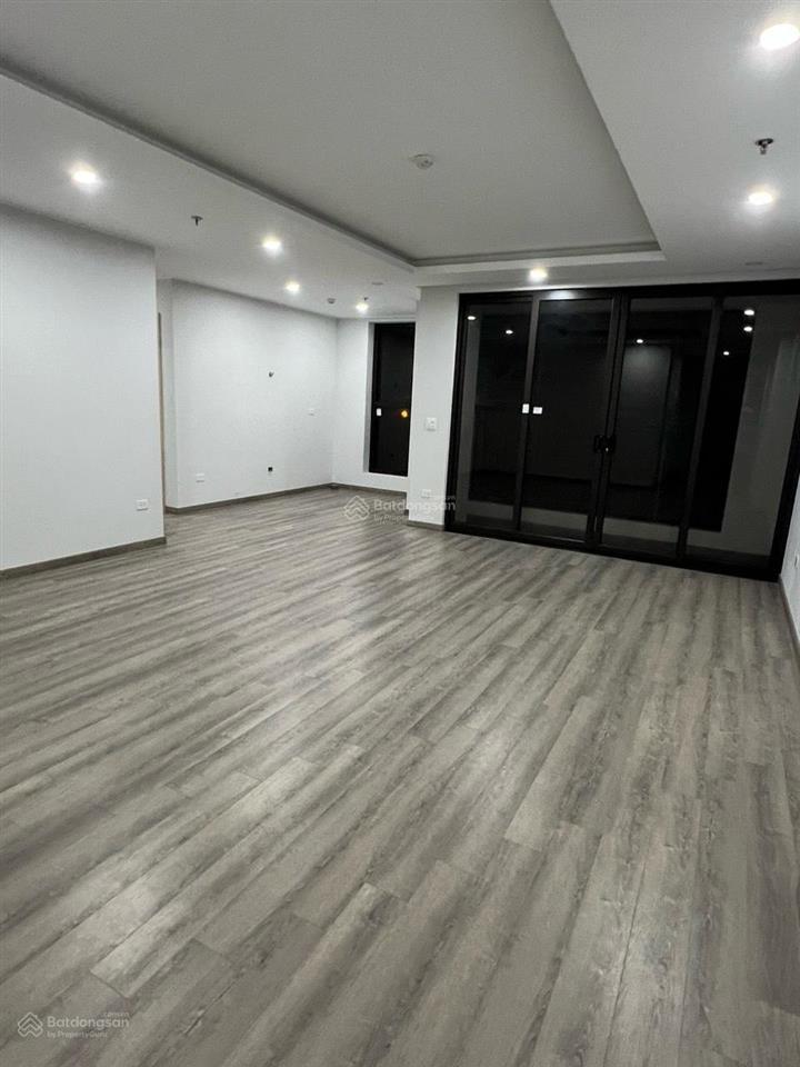 Bán căn hộ 101m2 căn góc (3pn, 2vs) ct4 p. yên nghĩa tp hà nội giá nhỉnh 6 ,x tỷ.  0985 080 ***