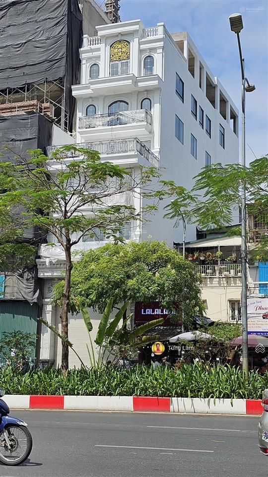 Ảnh thật  dòng người là dòng tiền mp đại cồ việt. dt 195m2 x 10t  ngang ~ 7m