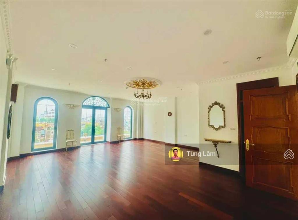 Ảnh thật  dòng người là dòng tiền mp đại cồ việt. dt 195m2 x 10t  ngang ~ 7m